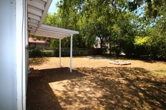 3600 Kell Street, Fort Worth, TX 76109