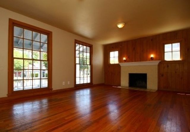 3600 Kell Street, Fort Worth, TX 76109