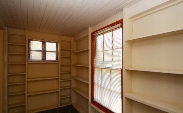 3600 Kell Street, Fort Worth, TX 76109