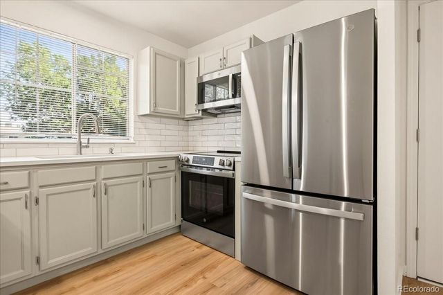 19024 E 22nd Drive, Aurora, CO 80011