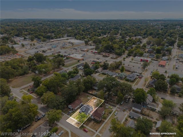 2804 N J Street, Fort Smith, AR 72901