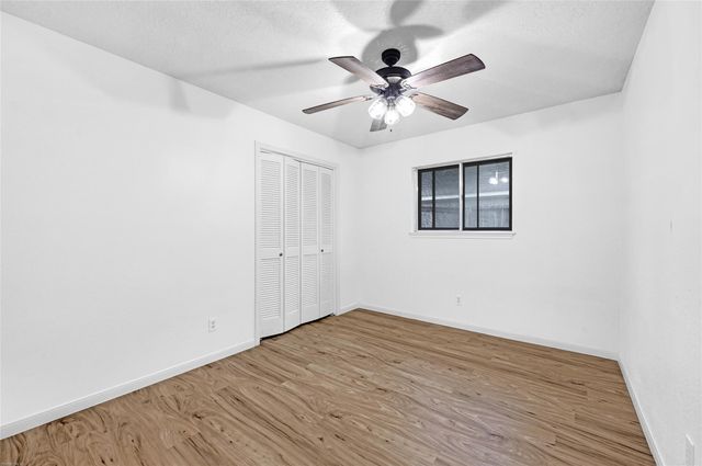 4001 Stoneybrook Street, Baytown, TX 77521