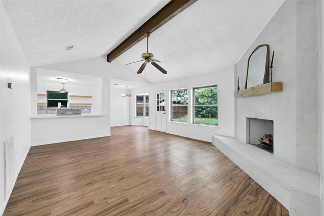 4001 Stoneybrook Street, Baytown, TX 77521