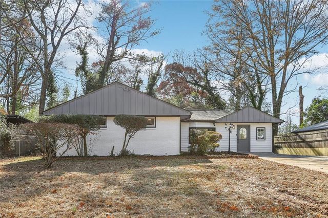 2907 Monterey Drive, Decatur, GA 30032