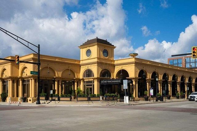 282 Neruda Avenue, Columbus, OH 43215