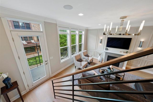 282 Neruda Avenue, Columbus, OH 43215