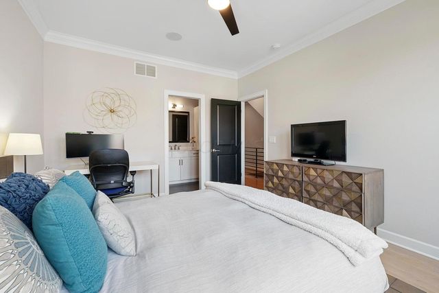 282 Neruda Avenue, Columbus, OH 43215