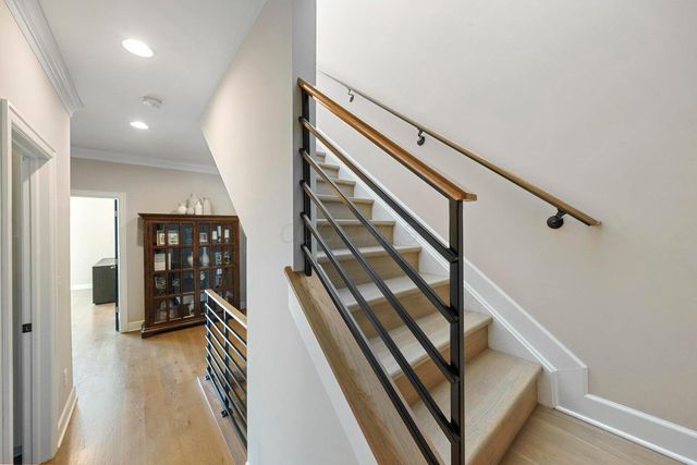 282 Neruda Avenue, Columbus, OH 43215