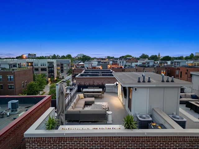 282 Neruda Avenue, Columbus, OH 43215