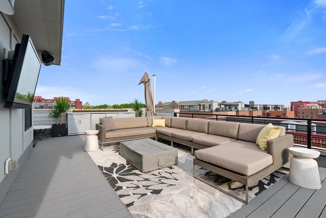 282 Neruda Avenue, Columbus, OH 43215