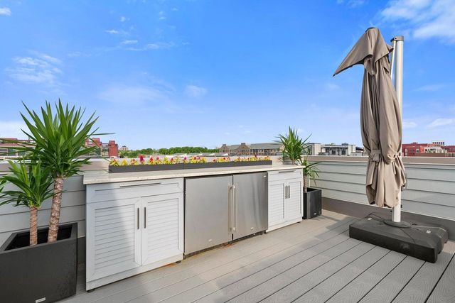 282 Neruda Avenue, Columbus, OH 43215