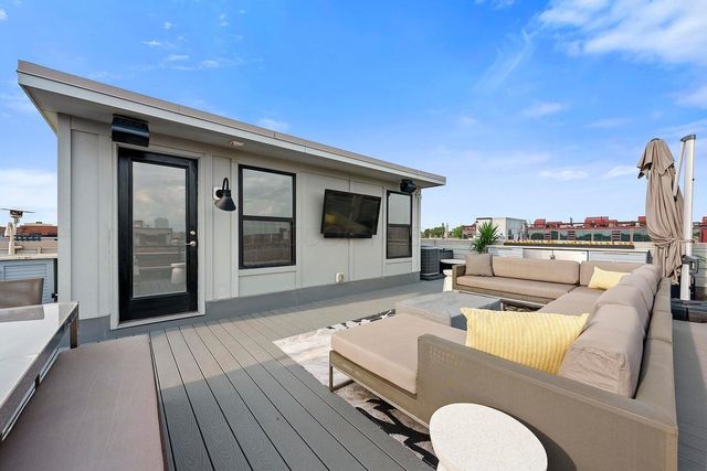 282 Neruda Avenue, Columbus, OH 43215