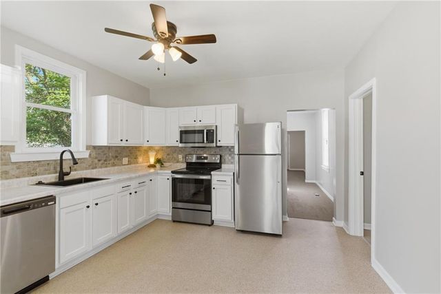 617 Pawnee Street, Leavenworth, KS 66048