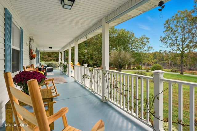 1569 Hollis Poore Rd, Jamestown, TN 38556