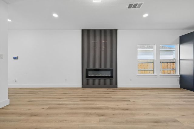3923 Le May Avenue, Dallas, TX 75216