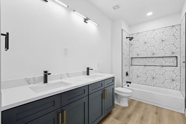 3923 Le May Avenue, Dallas, TX 75216