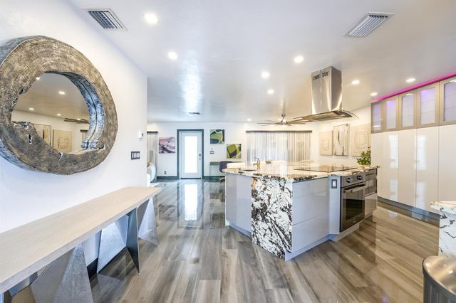 2531 NE 47th Street, Lighthouse Point, FL 33064