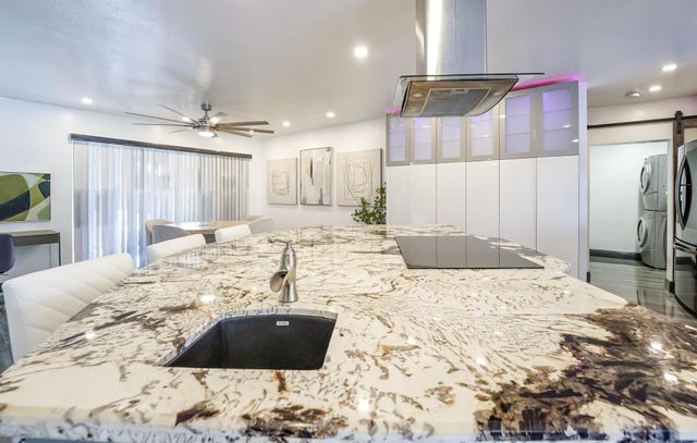 2531 NE 47th Street, Lighthouse Point, FL 33064