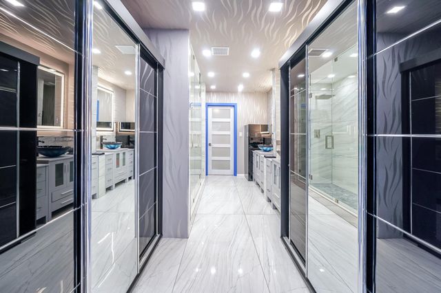 2531 NE 47th Street, Lighthouse Point, FL 33064