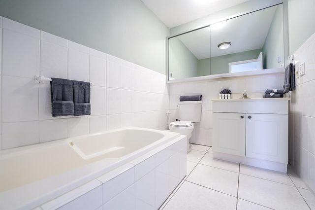 2531 NE 47th Street, Lighthouse Point, FL 33064