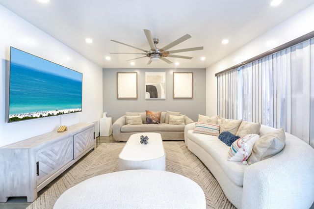 2531 NE 47th Street, Lighthouse Point, FL 33064