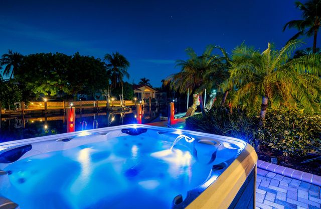 2531 NE 47th Street, Lighthouse Point, FL 33064