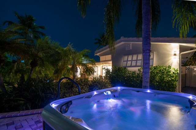 2531 NE 47th Street, Lighthouse Point, FL 33064