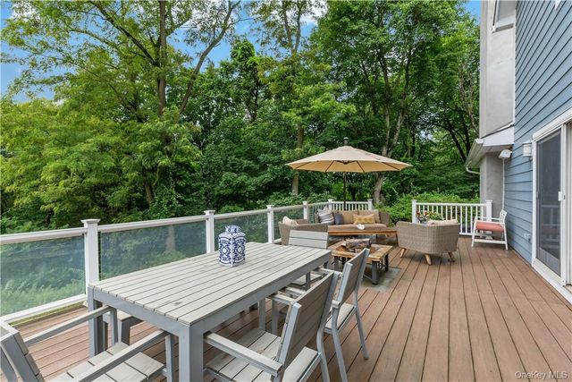 52 Old Manitou Road, Garrison, NY 10524