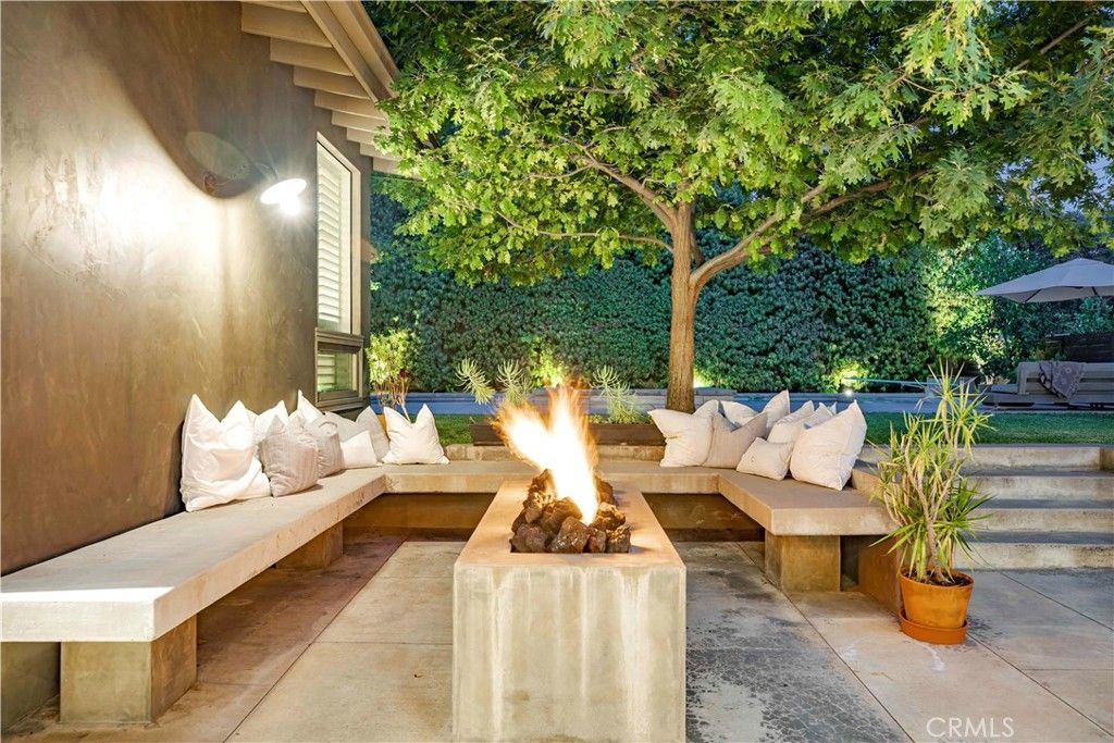 Image 39 of property listing at 5128 Hillard, La Canada Flintridge, CA 91011