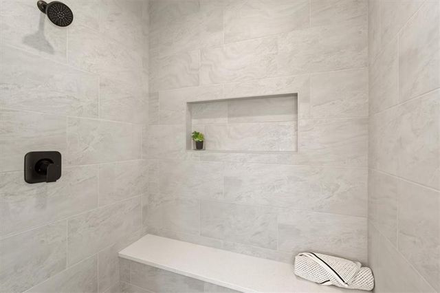 2607 SW Fire Fly Lane, Lee's Summit, MO 64082