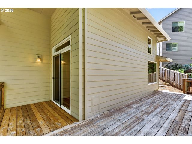 2427 Se ELLIOTT Dr, Gresham, OR 97080