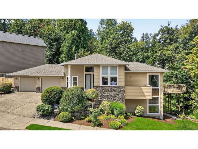 2427 Se ELLIOTT Dr, Gresham, OR 97080