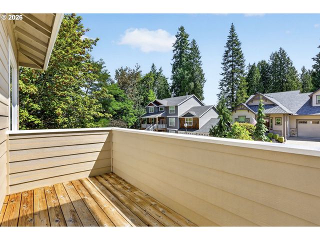 2427 Se ELLIOTT Dr, Gresham, OR 97080