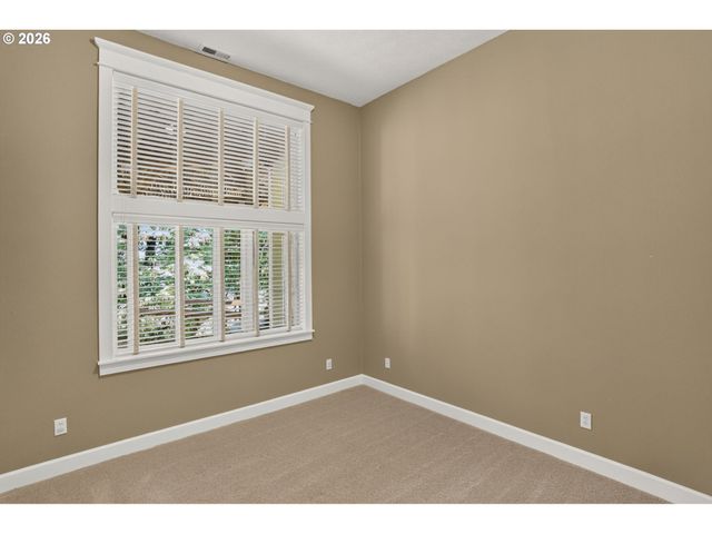 2427 Se ELLIOTT Dr, Gresham, OR 97080