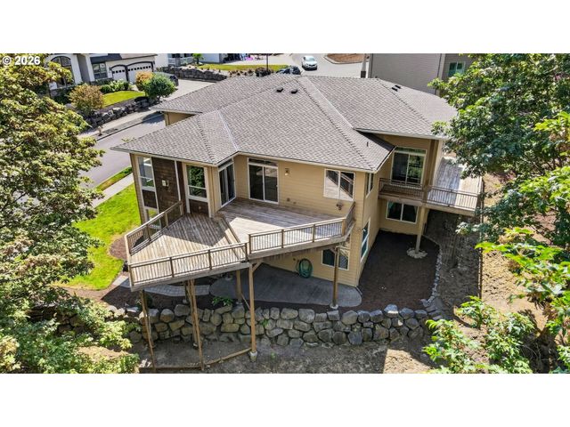 2427 Se ELLIOTT Dr, Gresham, OR 97080