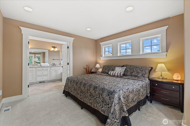 825 Kirkland Way, Kirkland, WA 98033