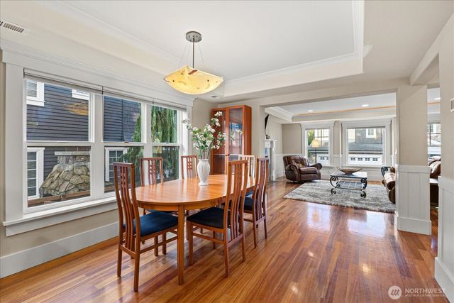 825 Kirkland Way, Kirkland, WA 98033