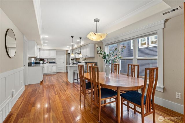 825 Kirkland Way, Kirkland, WA 98033