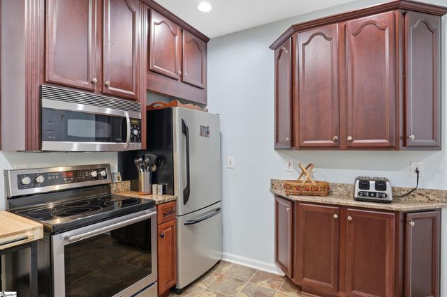 404 Summergreen Way, Greenville, SC 29607