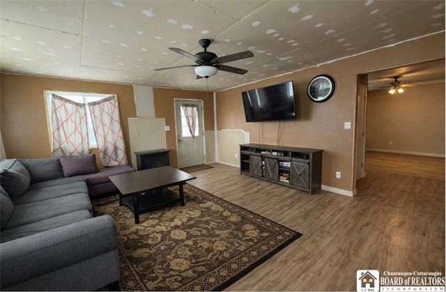 2562 East Rd, Charlotte, NY 14782