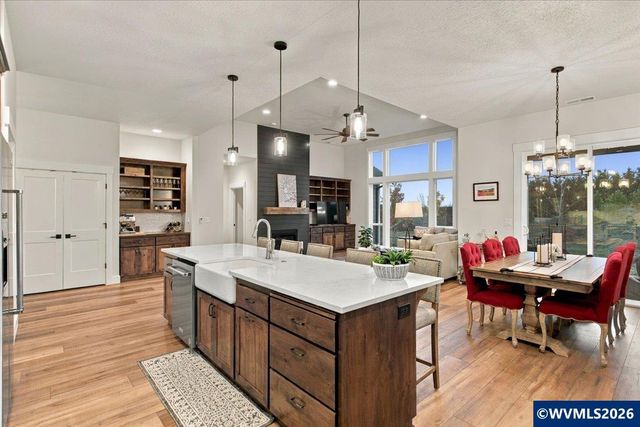 360 NW Earliblue Dr, Corvallis, OR 97330