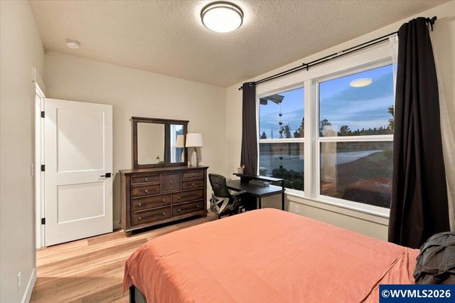 360 NW Earliblue Dr, Corvallis, OR 97330