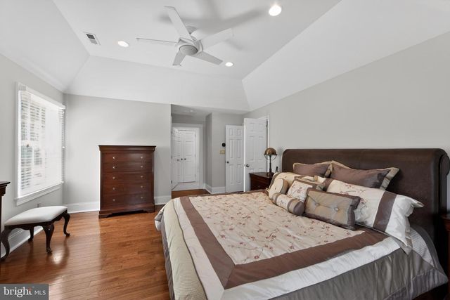 10 KENMORE LN, Media, PA 19063