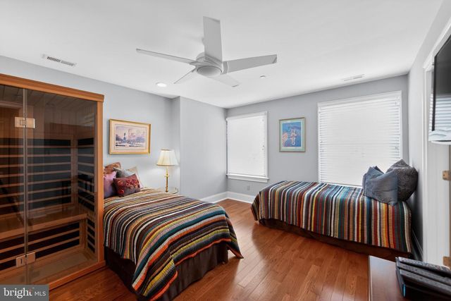 10 KENMORE LN, Media, PA 19063