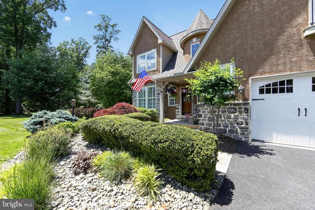 10 KENMORE LN, Media, PA 19063