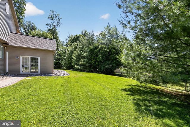 10 KENMORE LN, Media, PA 19063
