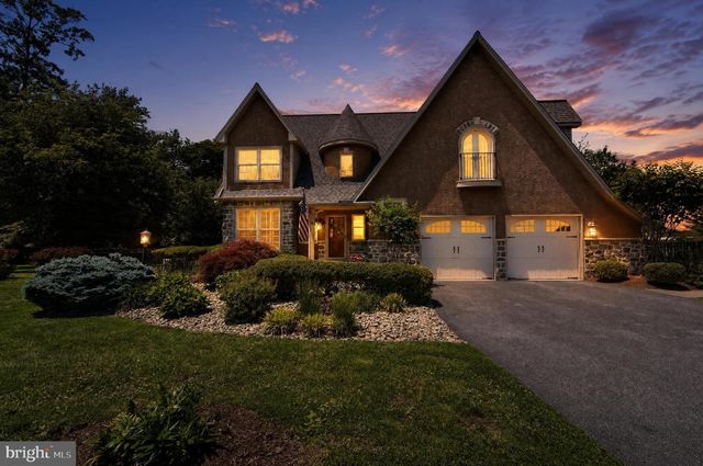 10 KENMORE LN, Media, PA 19063