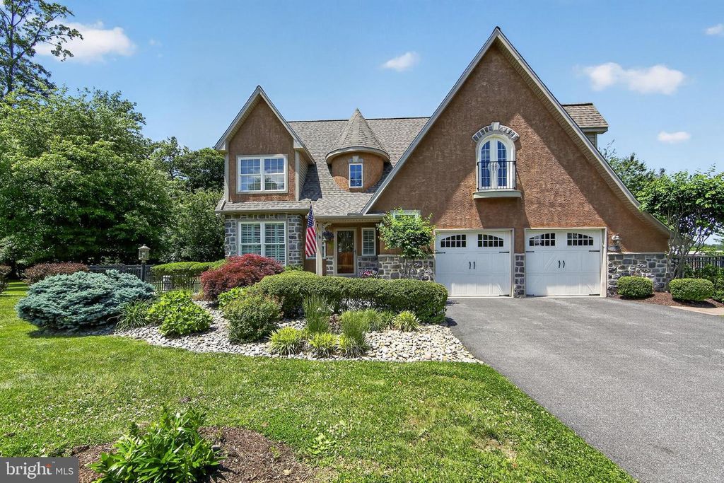 10 KENMORE LN, Media, PA 19063