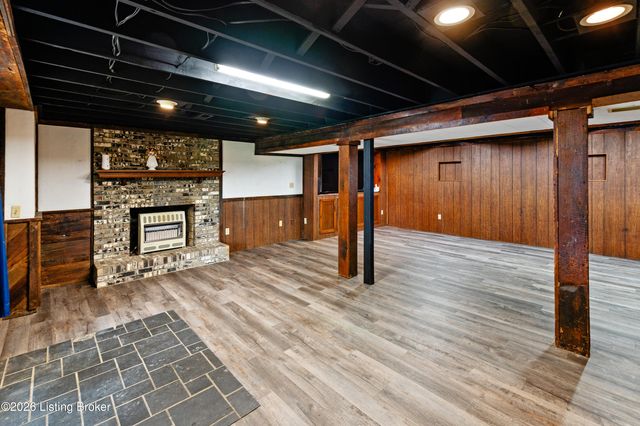 3602 Garden Ct, Shepherdsville, KY 40165