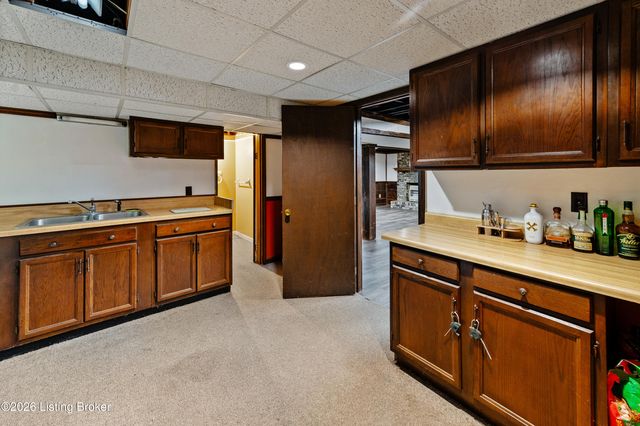 3602 Garden Ct, Shepherdsville, KY 40165